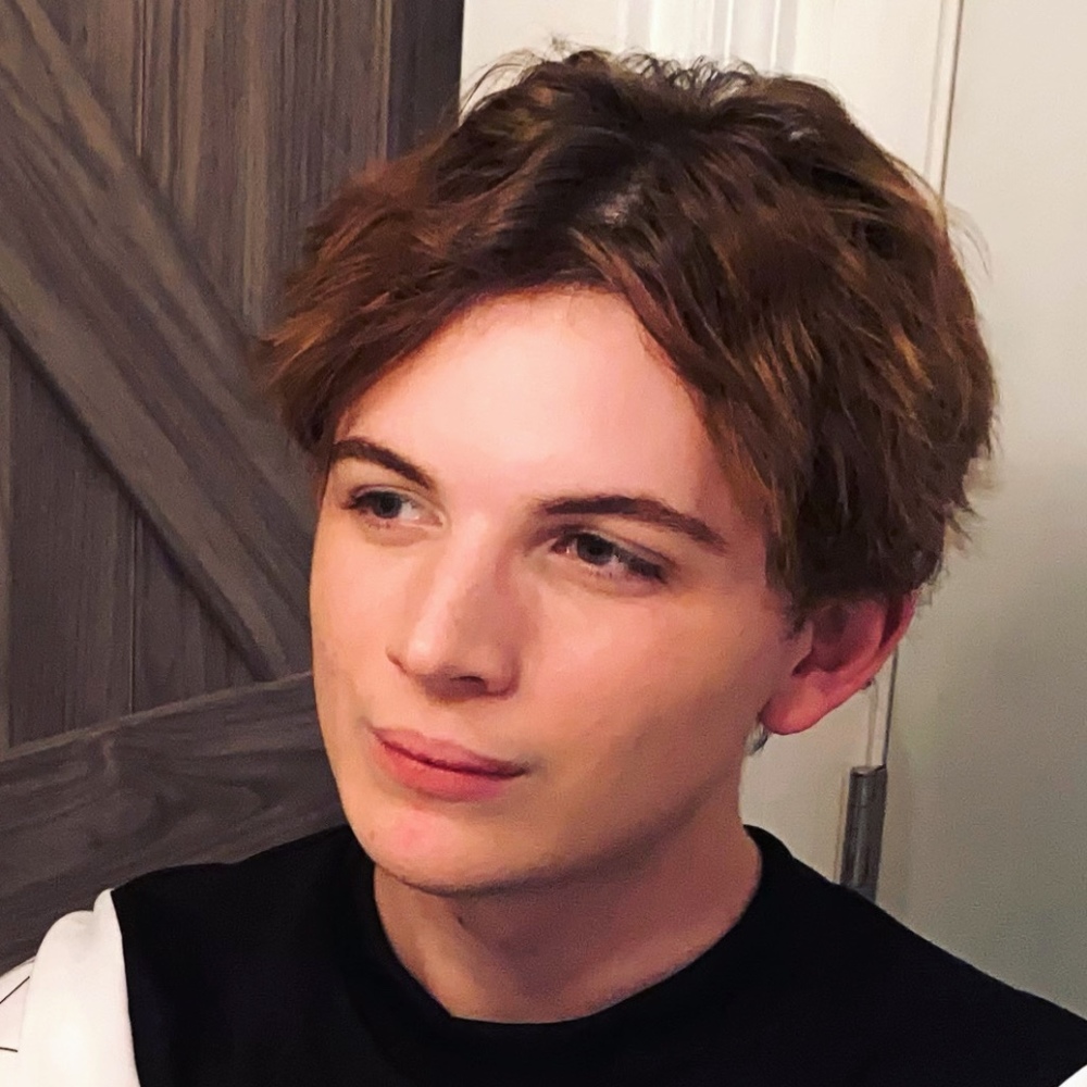 Meet your Posher, Connor